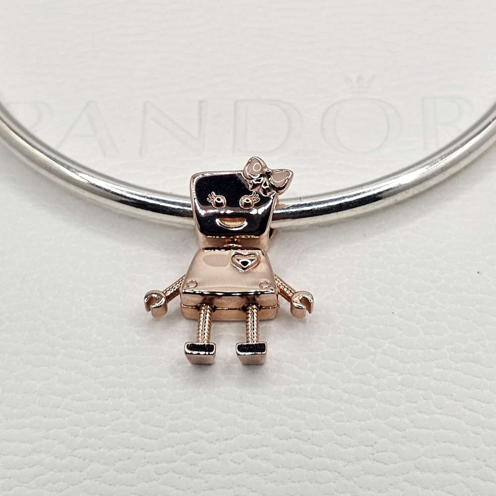 🤖 Authentic Pandora ⭐️RETIRED⭐️ ROSE BELLA BOT - Picture 3 of 7